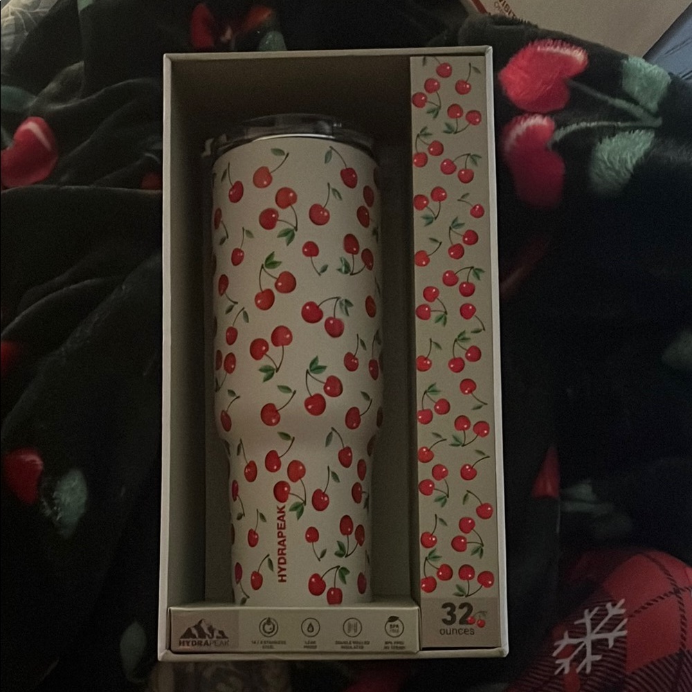 Hydrapeak Cherry Pattern Tumbler